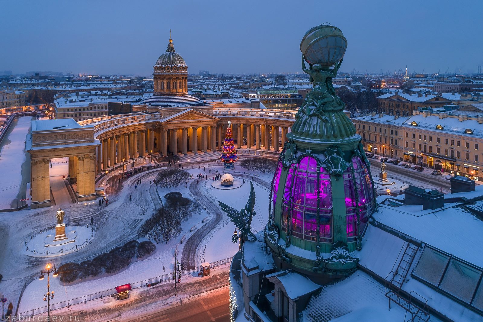 Singer house and Kazan Cathedral in winter