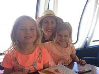 Child-friendly tours with Best Guides. Our guide Anna Nekrasova and two very charming American girls