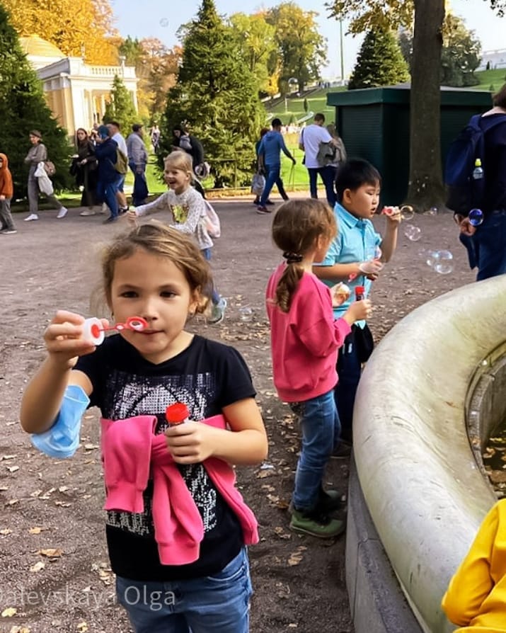St Petersburg Russia tours: Peterhof World of Fountains tour/quest for children!